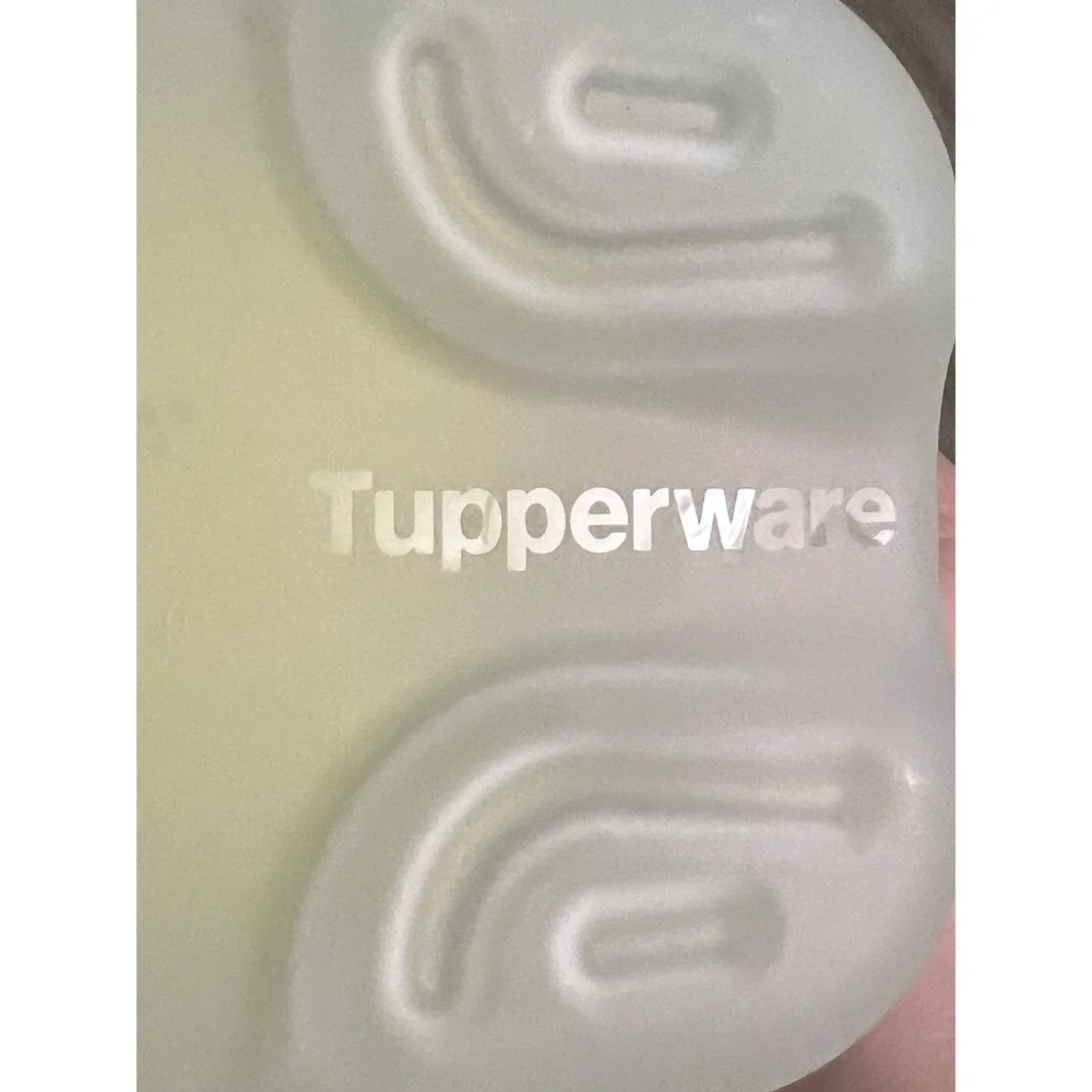 Tupperware‎ #7286B-2 Fridgesmart Storage Container 1.8 L (1-3/4 qt) W/ Lid VGC